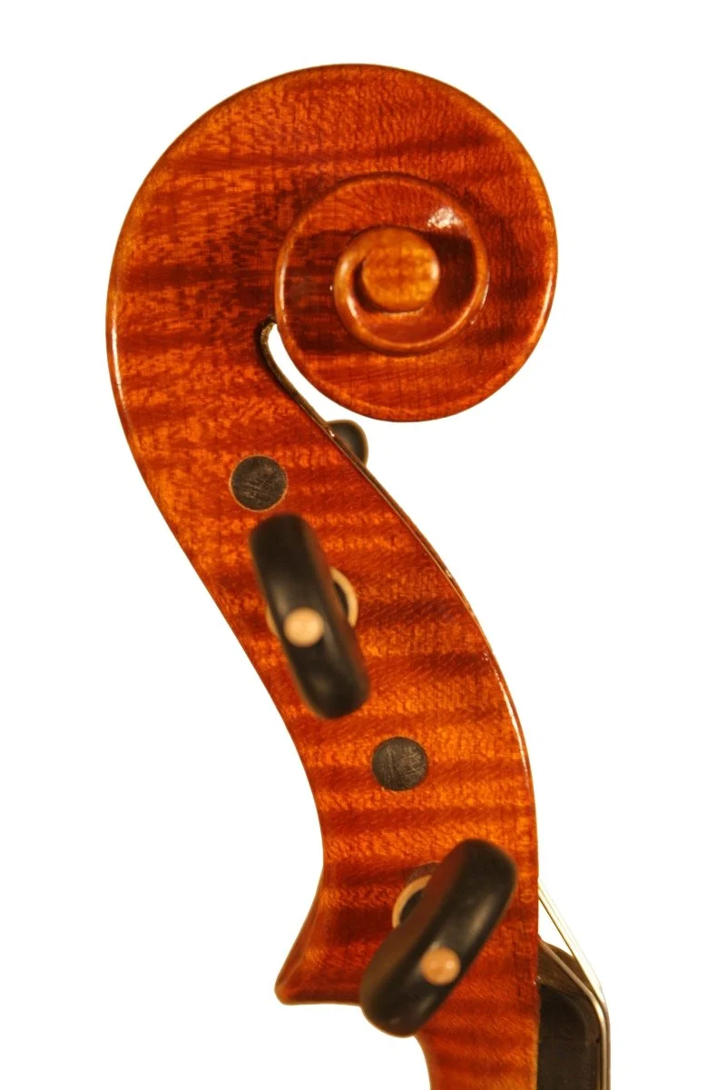 Handmade violin by Gregorio Martini, Opus 03 — scroll